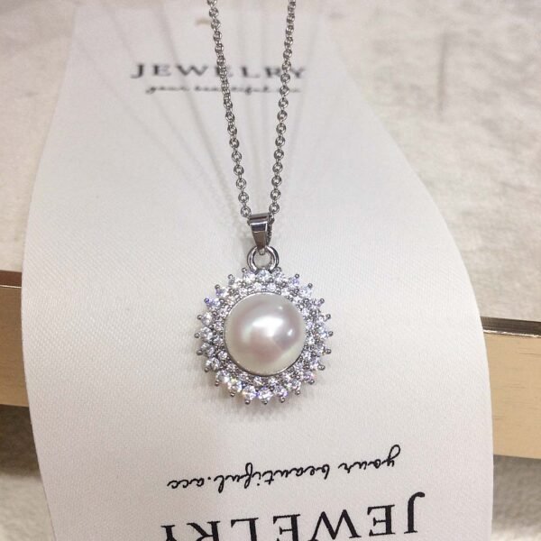 Glow Like a Bulb | Radiant Sunflower Pearl Pendant