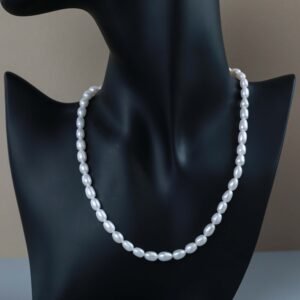 Classic Freshwater Rice Pearl Necklace (Approx. 7–8mm)